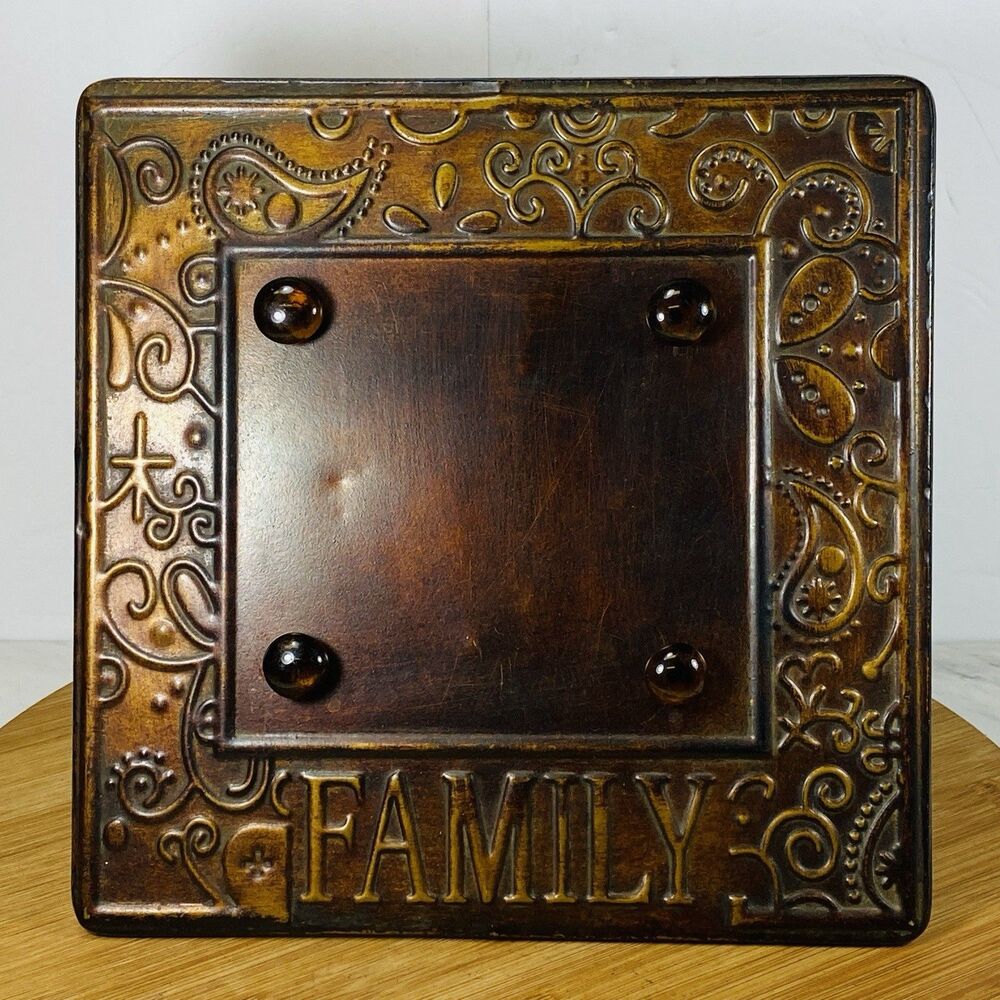 Metal Photo Frame Magnit Hold ( Pic 5.5”x5.5”)( Frame 9.5”x9.5”)